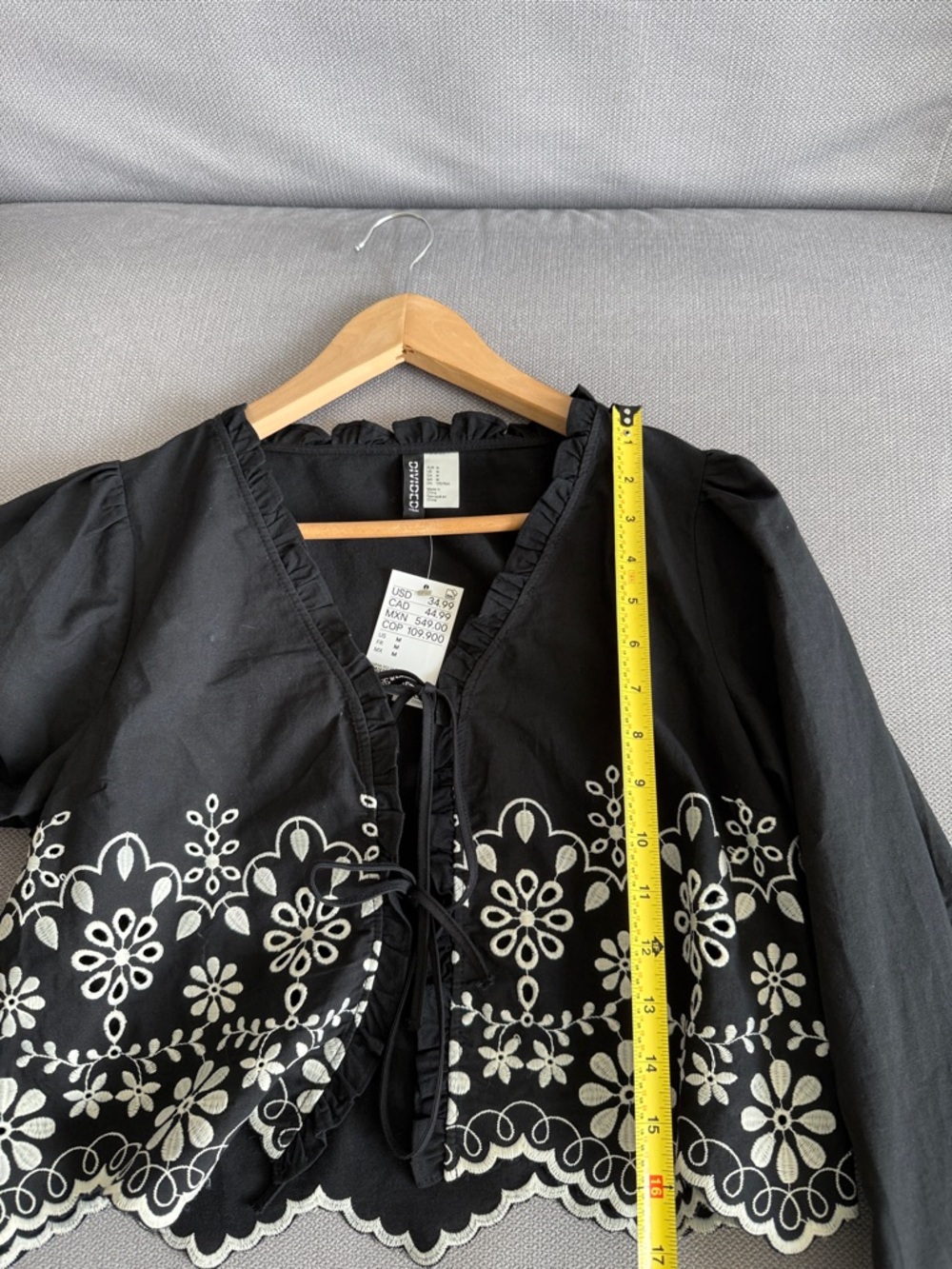 HM Black Embroidered Tie Front Top Size M
NWT - Picture 6 of 8